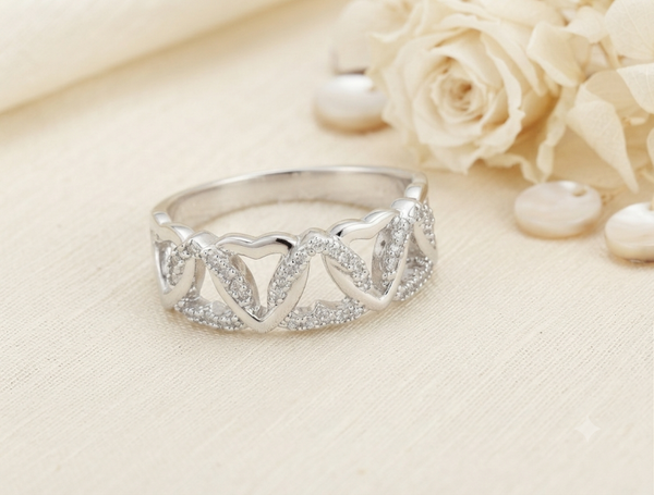 „Sparkling Hearts“ Ring EU 57 für Frauen