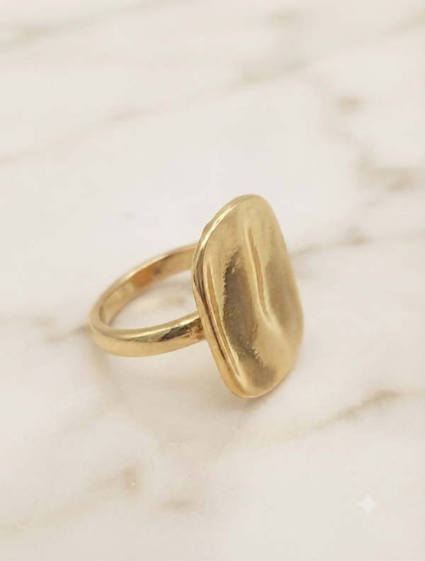 „Golden Pebble“ (18 mm, Gold-Optik) für Frauen
