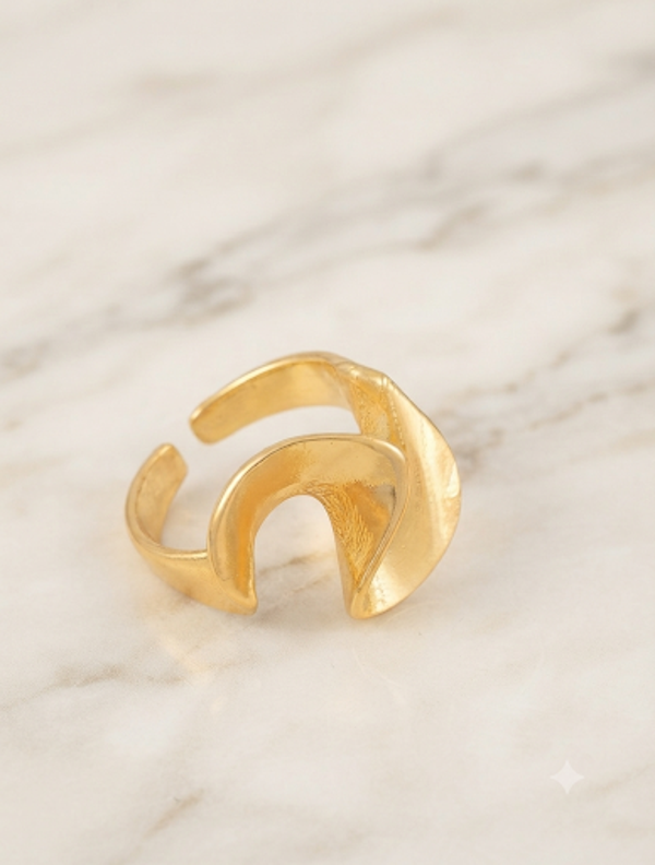„Sculpted Wave“ (17 mm, Gold-Optik) für Frauen