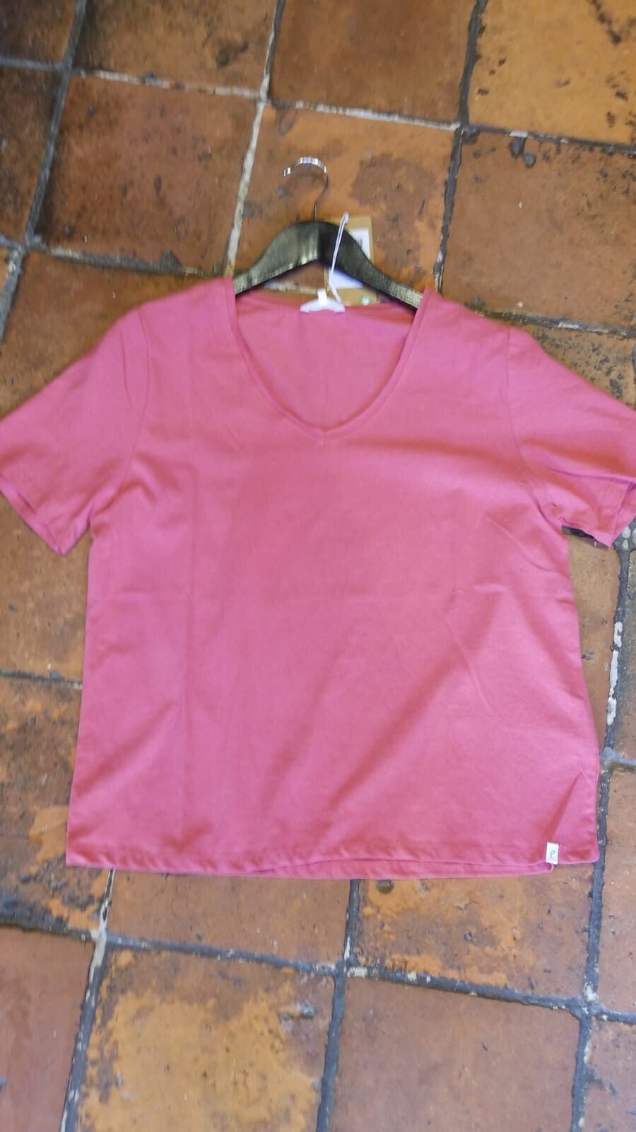 Tranquillo , shirt Liiz, holly berry