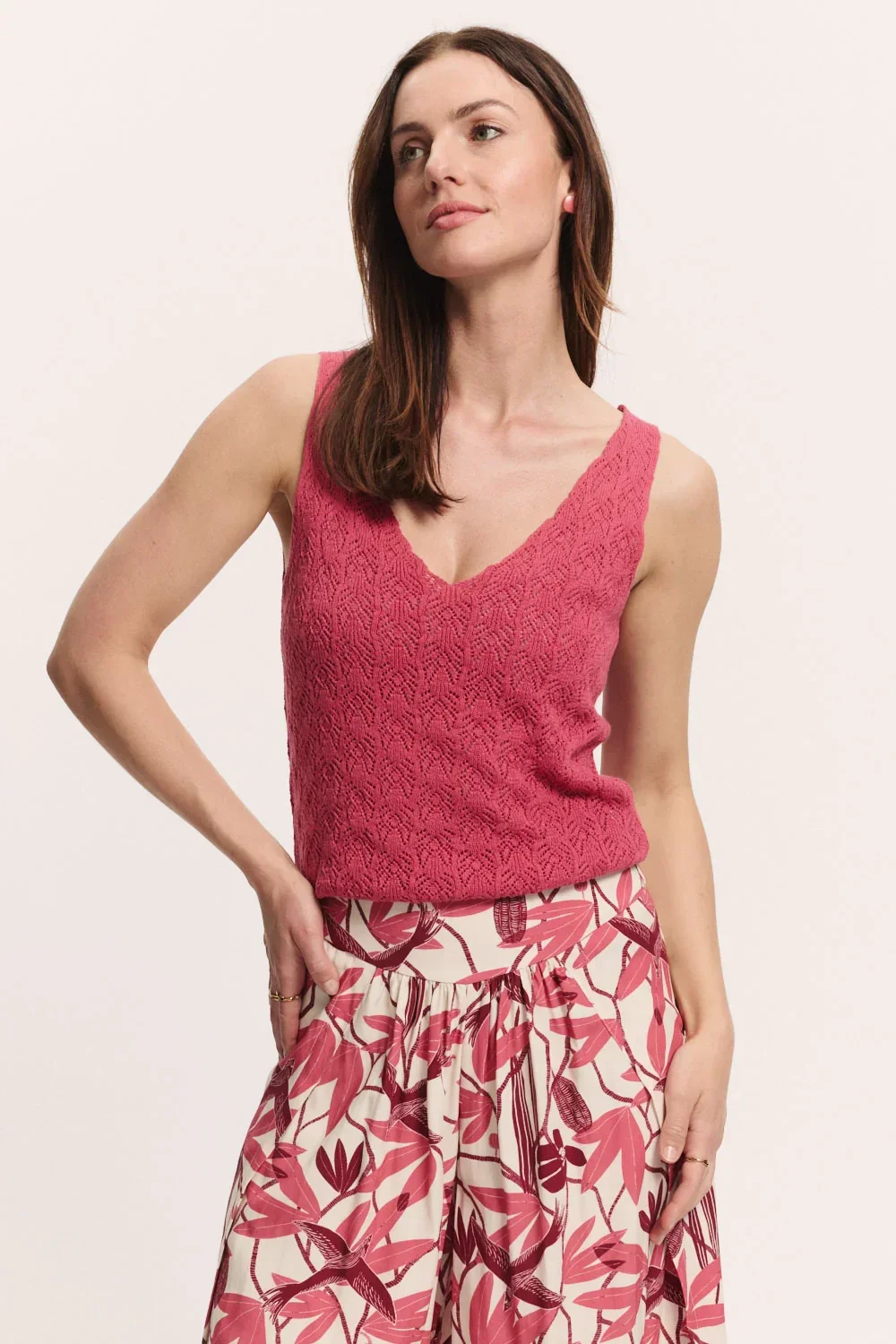 Tranquillo, top Malaa, holly berry