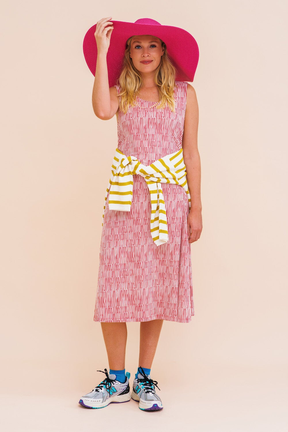 Zilch, dress midi, irregular stripes lipstick