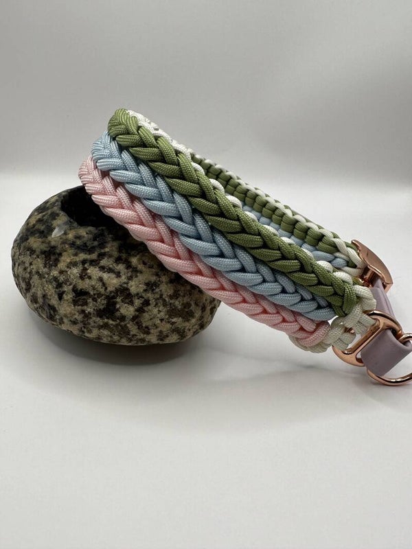 Halsband Lou