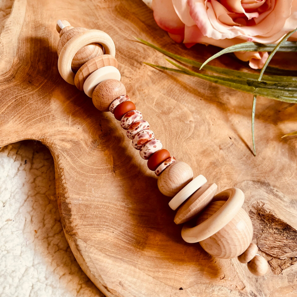 Bijtring / Rammelaar Rups - Auburn Roses