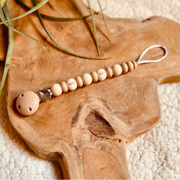 Newborn Speenkoord - Snor Taupe