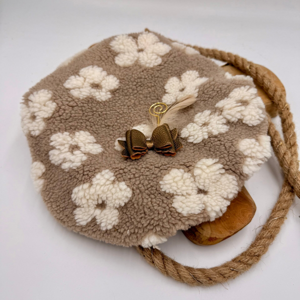 Pietenmuts - Fleece Flowers Taupe