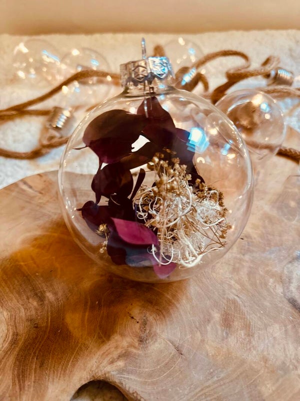 Kerstbal Droogbloemen - Bordeaux / Wit - Personaliseren met Naam