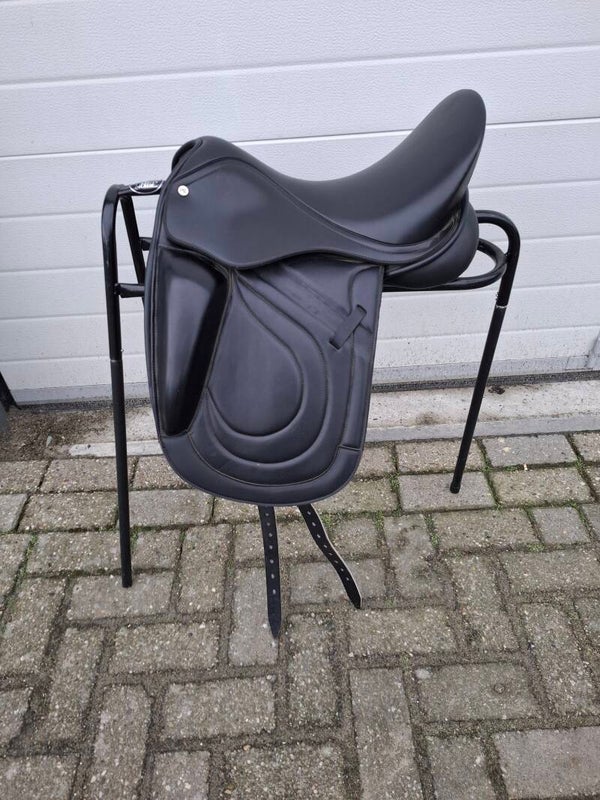 Premiere dressuur 16.5