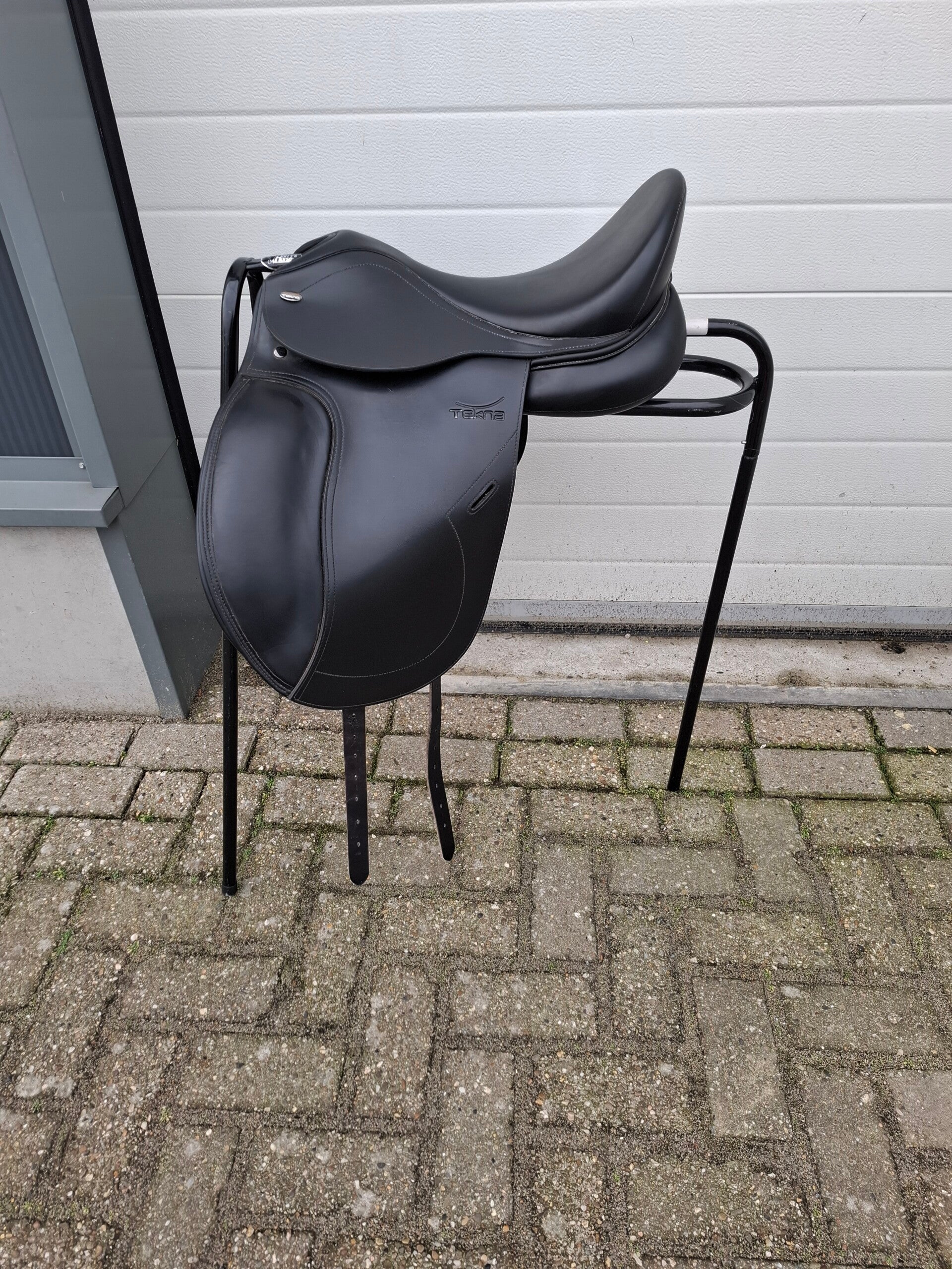 Tekna dressuurzadel 16.5