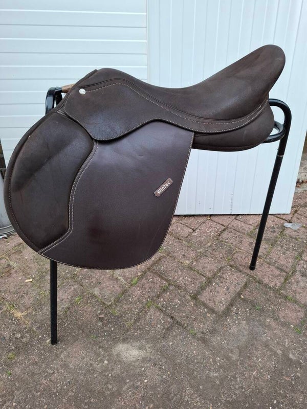 Wintec springzadel 17