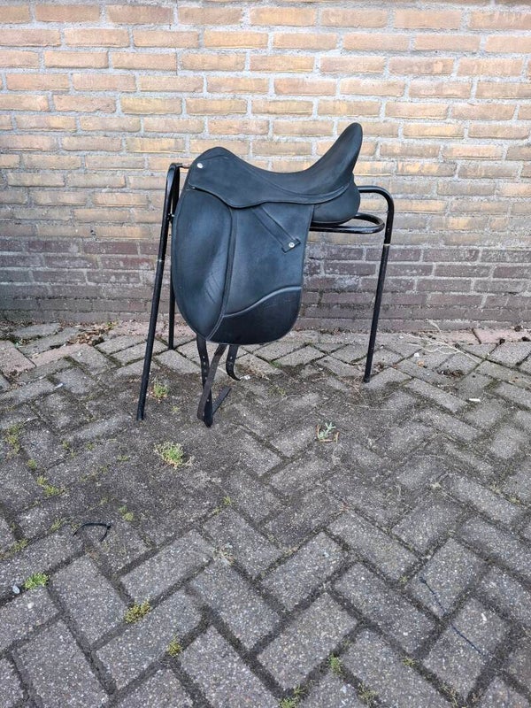 Wintec isabell werth 16.5