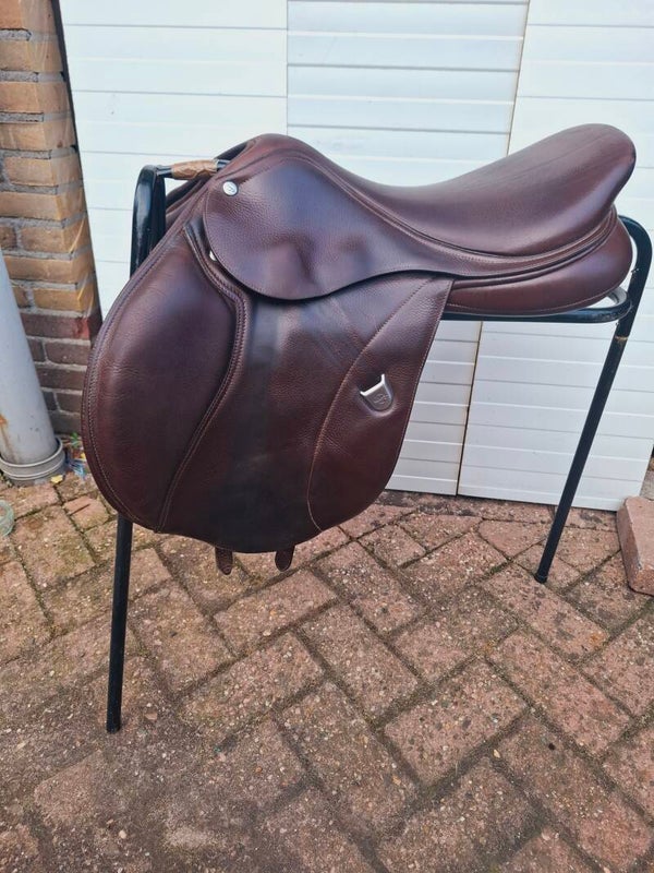 Bates springzadel 17