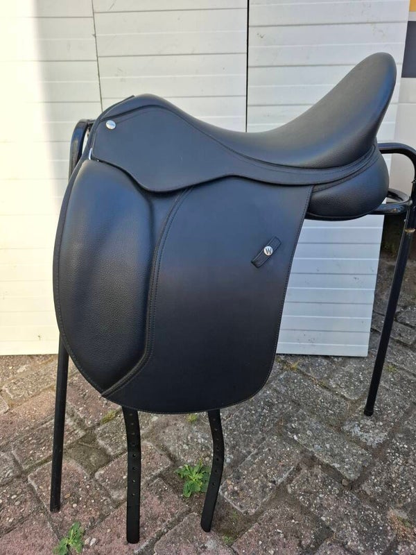 Wintec 500 dressuur 17