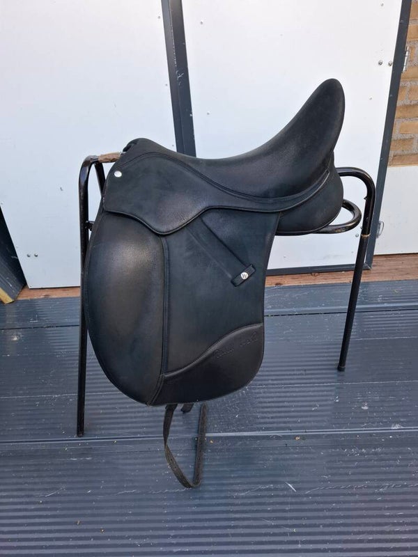 Wintec isabell werth 17.5