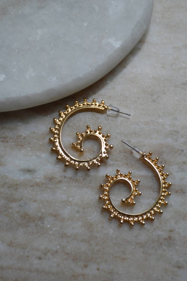 Spikey gold earrings