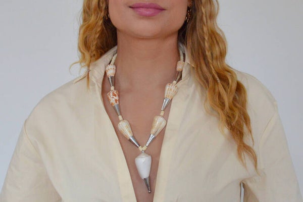 Big conch necklace