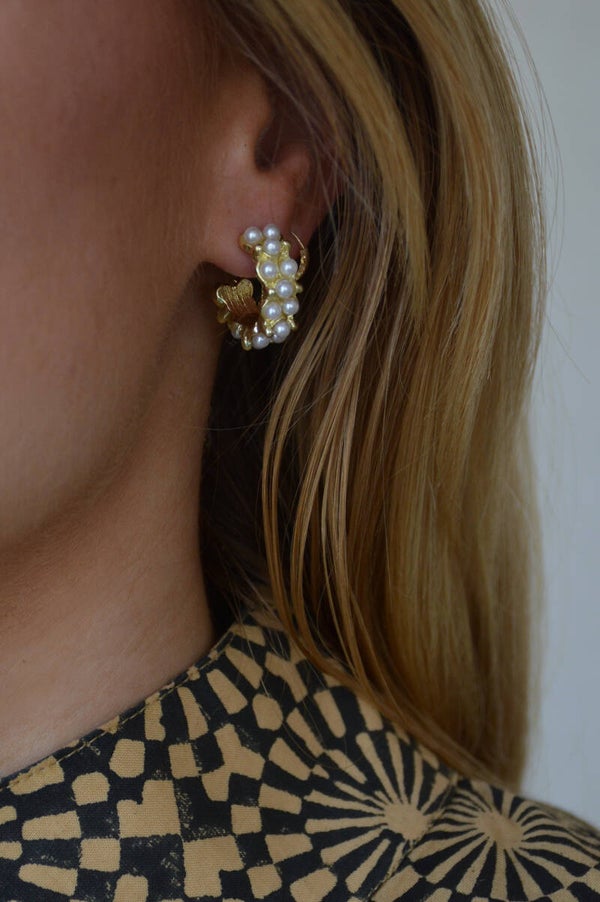 Pearl inlay earrings