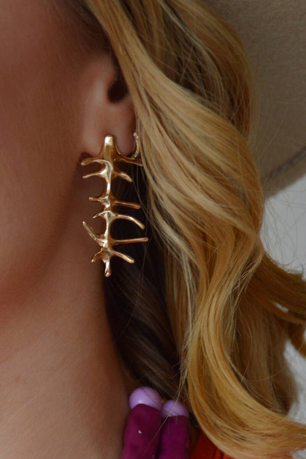Coral shaped earrings gold