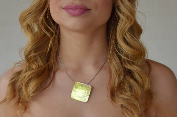 Pastel green shell pendant necklace square