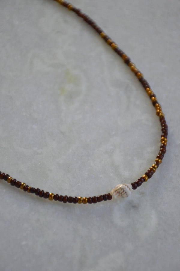 Brown / gold beads shell necklace