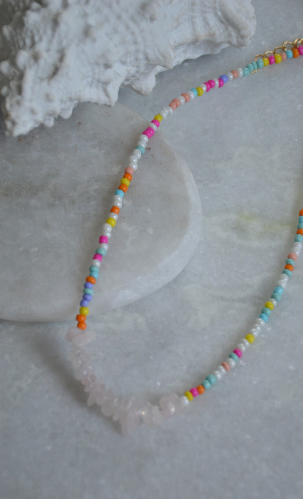 Pastel stone beads necklace