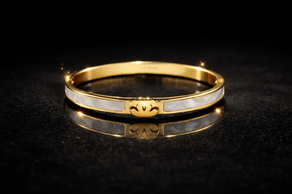 Chanel 1:1 armband goud met parelmoer