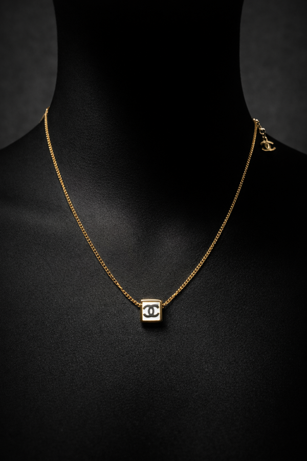 Chanel 1:1 ketting wit 4kant blok