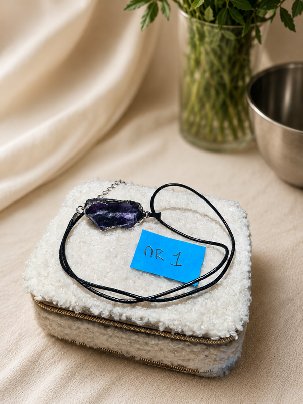 Amatist hanger met leren ketting zilver
