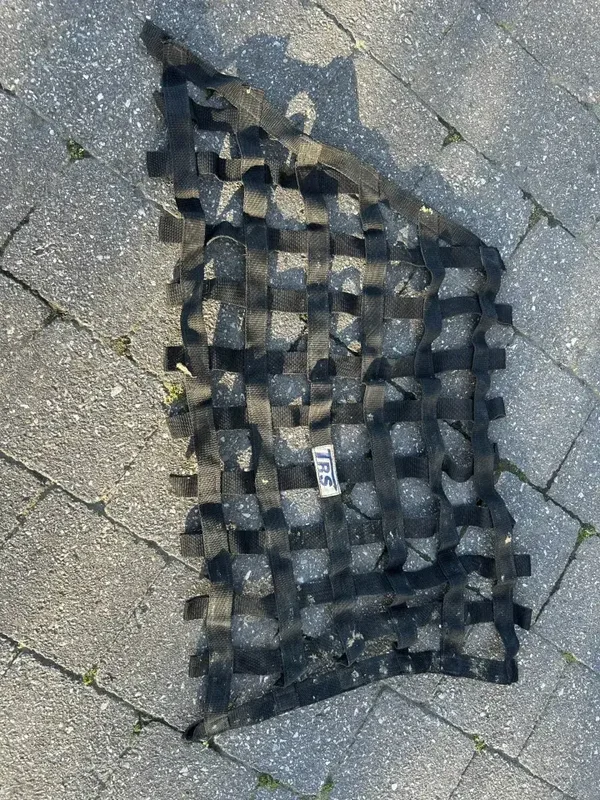 Zwart Raamnetje