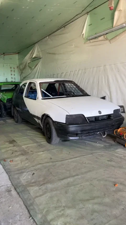 Opel Kadett e 1600 - 3 Deurs cross klaar