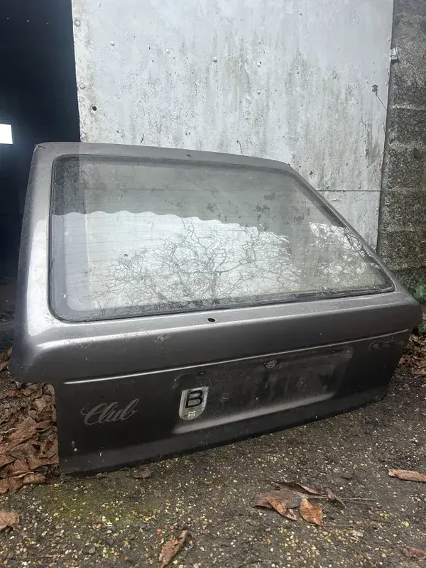 Opel Kadett E - Kofferklep