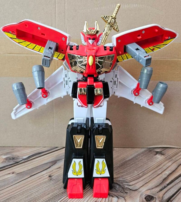 Takara Brave Command Dagwon DX Fire (incomplete) met zwaard.