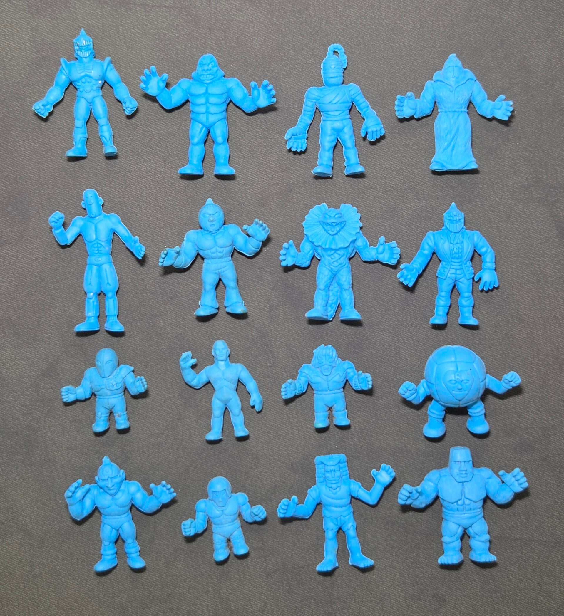 Kinkeshi Kinnikuman 16x Blauw