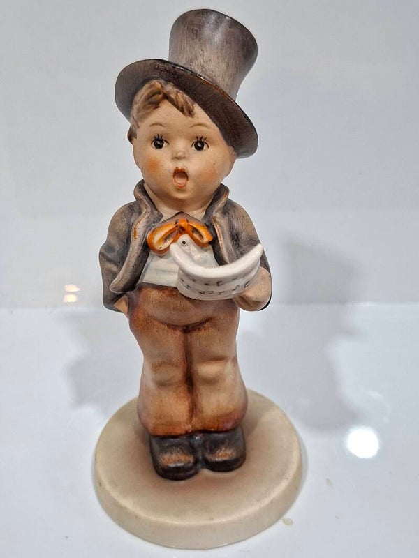 131 Street Singer 4 1/4 inch TMK 2 1940-1959, catalogus 260 euro