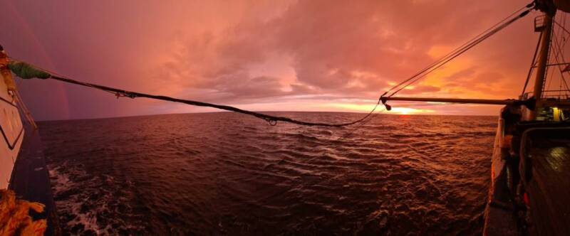 Zicht op de Noordzee vanaf het schip