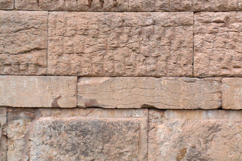 Abb. 6: Detail der Steinbearbeitung. Foto: P. Völkle ©