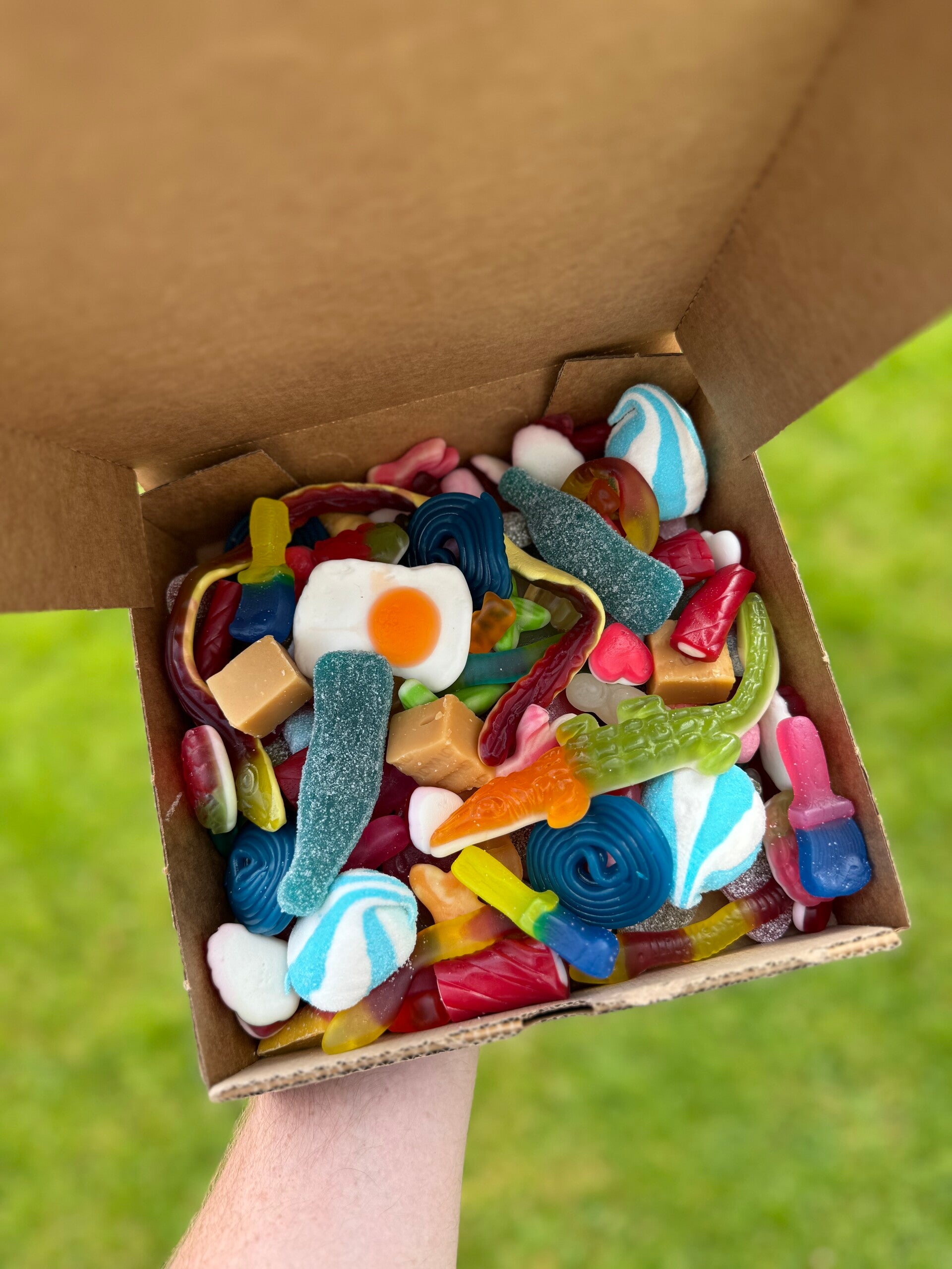 7" Munchie Box