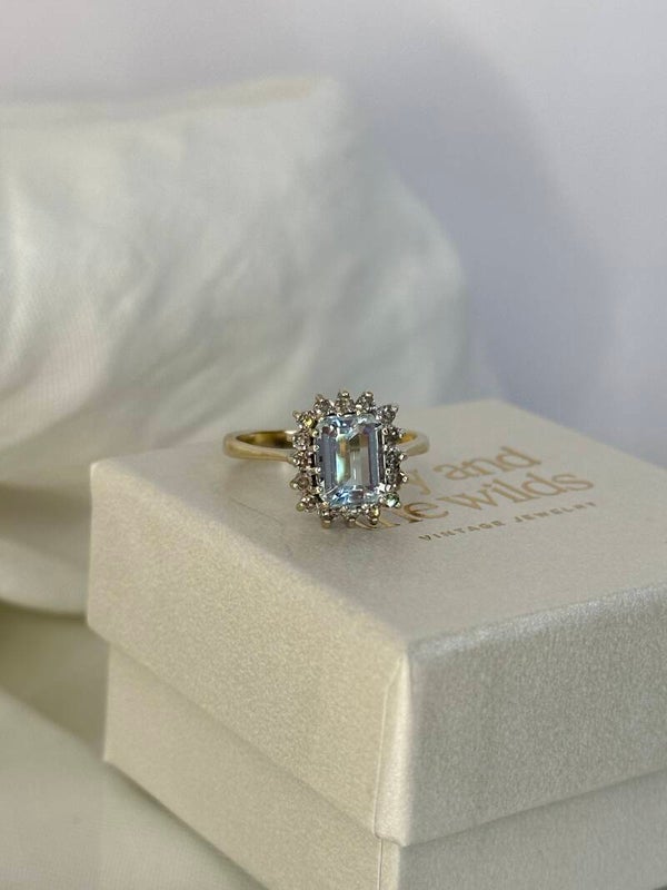 Elenor | 9ct Aquamarine & Diamond ring