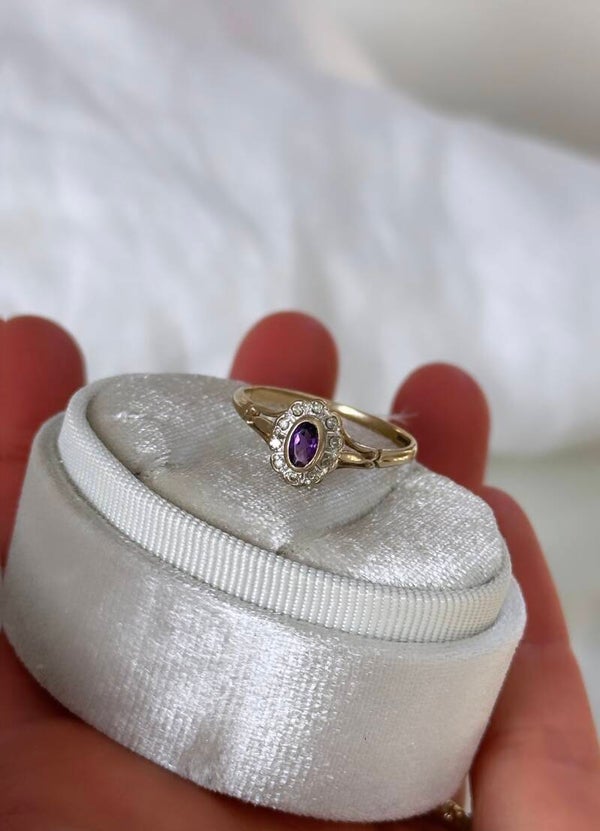 PILAR | 9ct Diamond & Amethyst ring