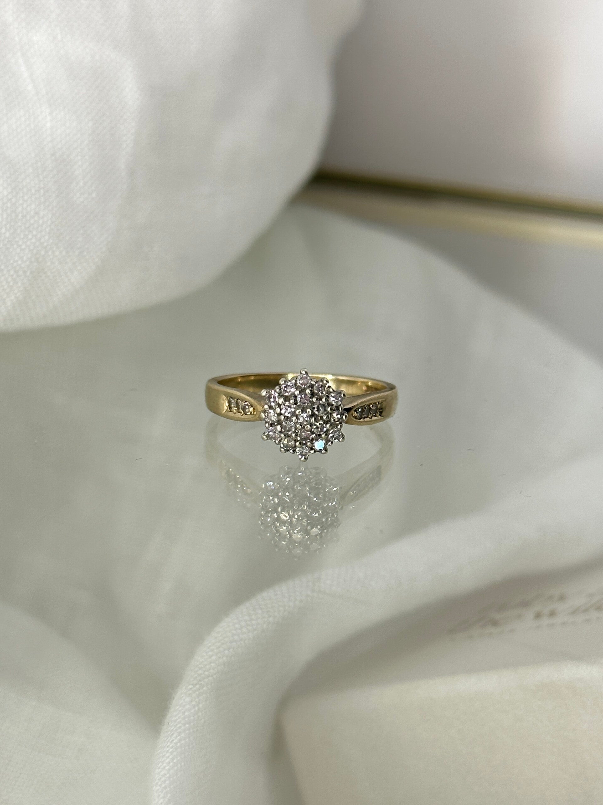 Julie | 9ct Halo Diamond ring