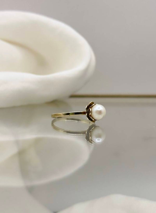 PHILINE | 8ct Pearl flower ring