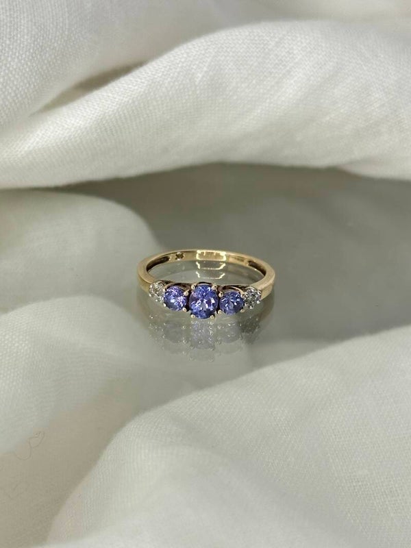 Rhode | 9ct Trilogy Tanzanite & Diamond ring