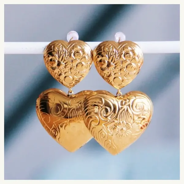 Statement oorbel bewerkte harten