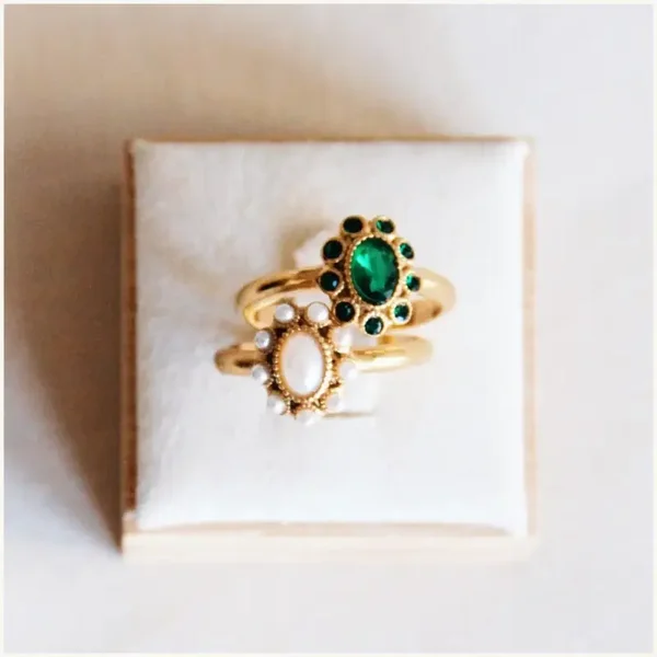 Vintage ring met parel steentjes