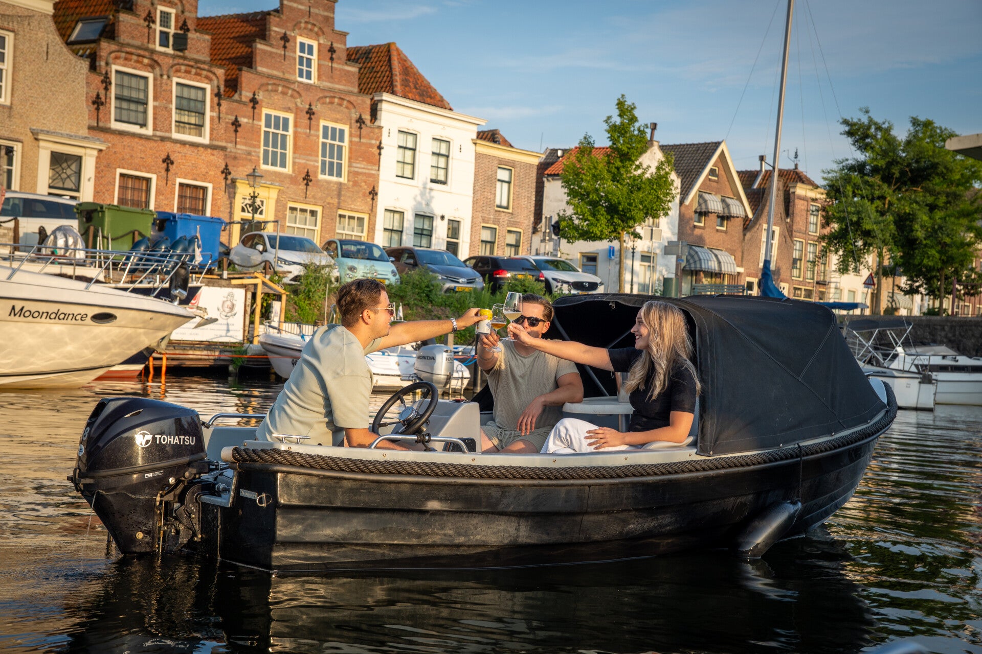 Bootverhuur DeLuxe sloep