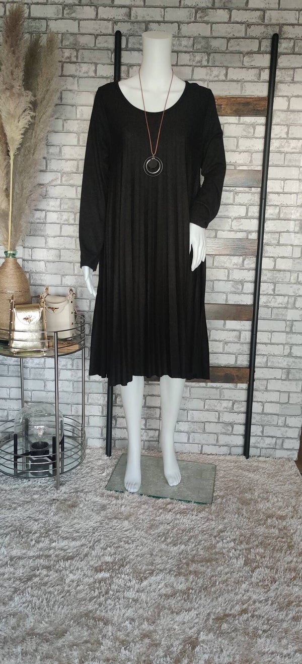 Plissee-Strickkleid