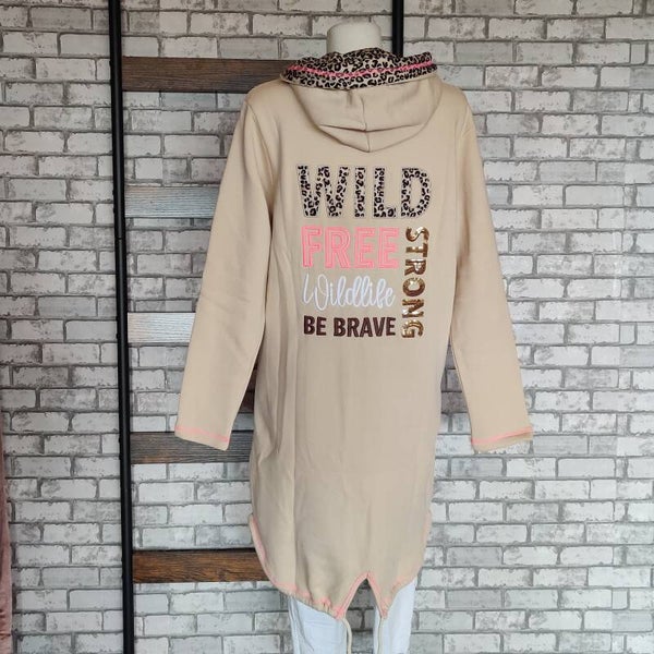Hoodiemantel "Be Brave Everyday"