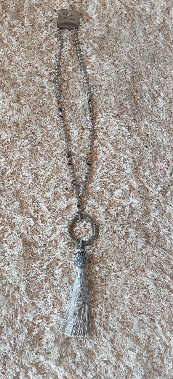 hellgraue Kette Lavie Marie