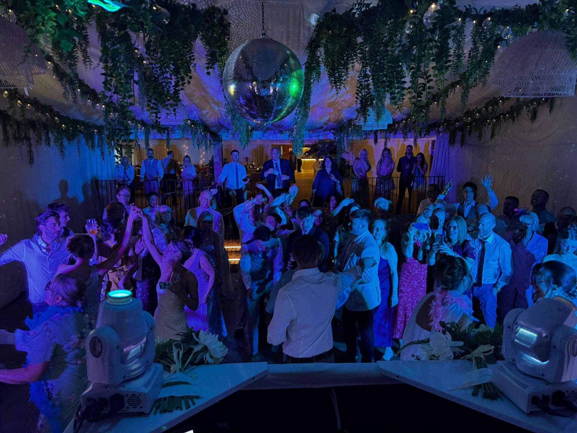 Wedding dancefloor having fun peak night