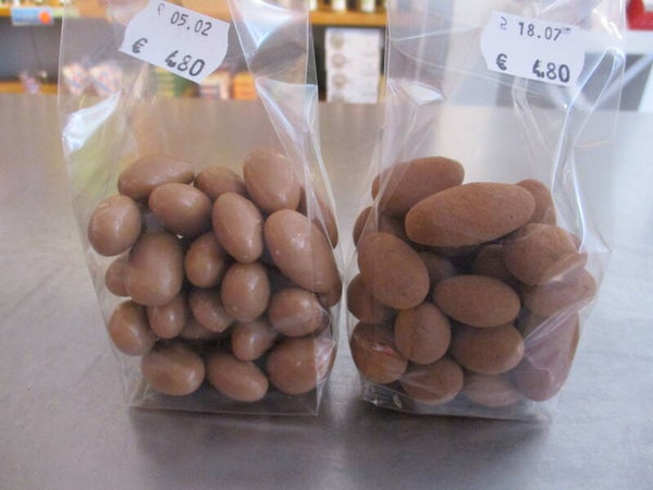 Amandelen, truffel of caramel zeezout